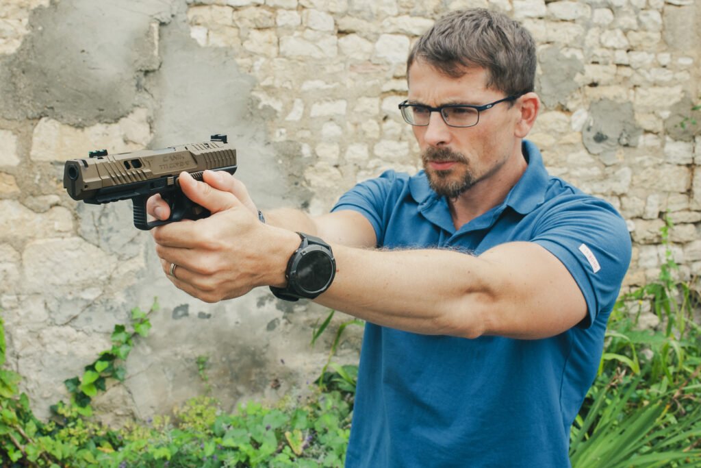 Cours en présentiel avec accompagnement au tir au pistolet